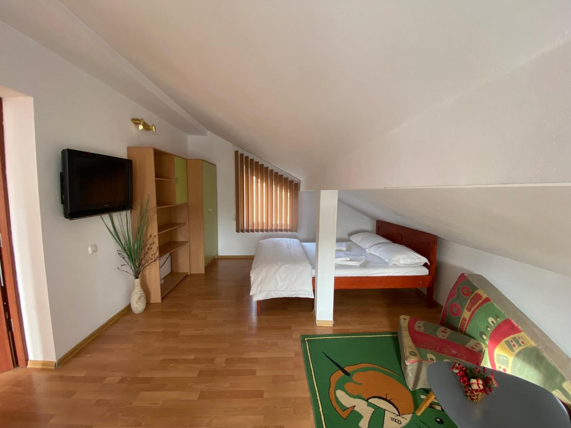 הוילה גורה הומורולווי Casa Alexana מראה חיצוני תמונה